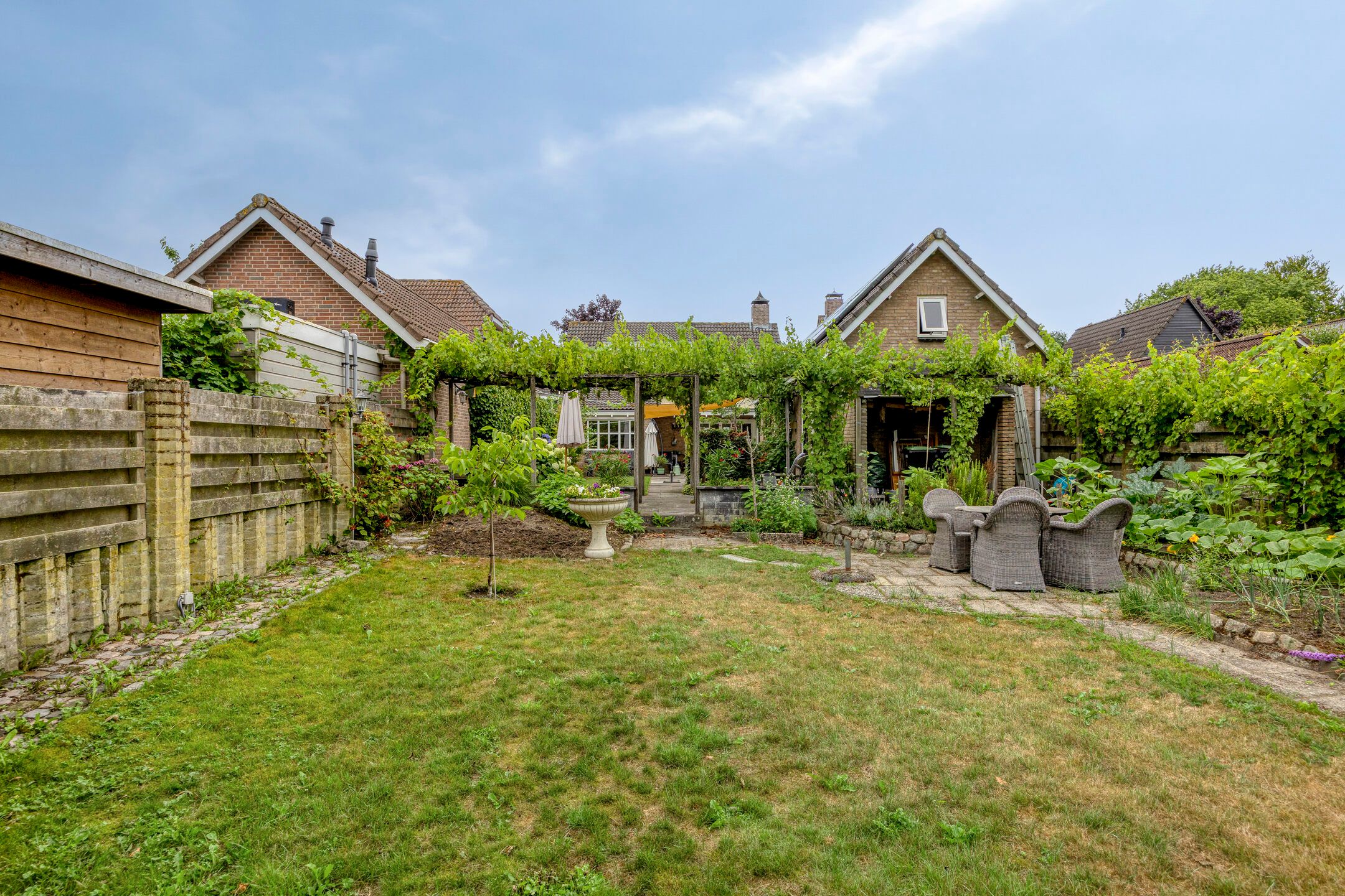 Foto 48 van Esdoornlaan 6