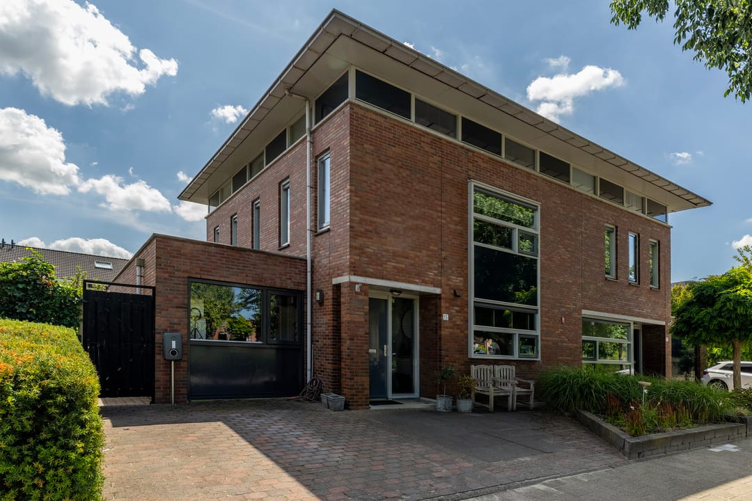 Foto 2 van Meerwedesingel 15