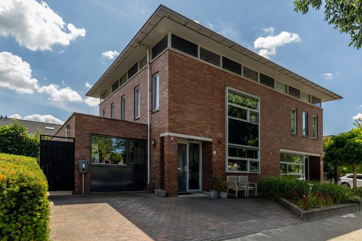 Foto 2 van Meerwedesingel 15