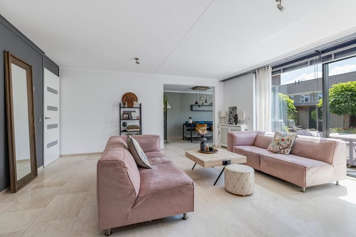 Foto 7 van Meerwedesingel 15