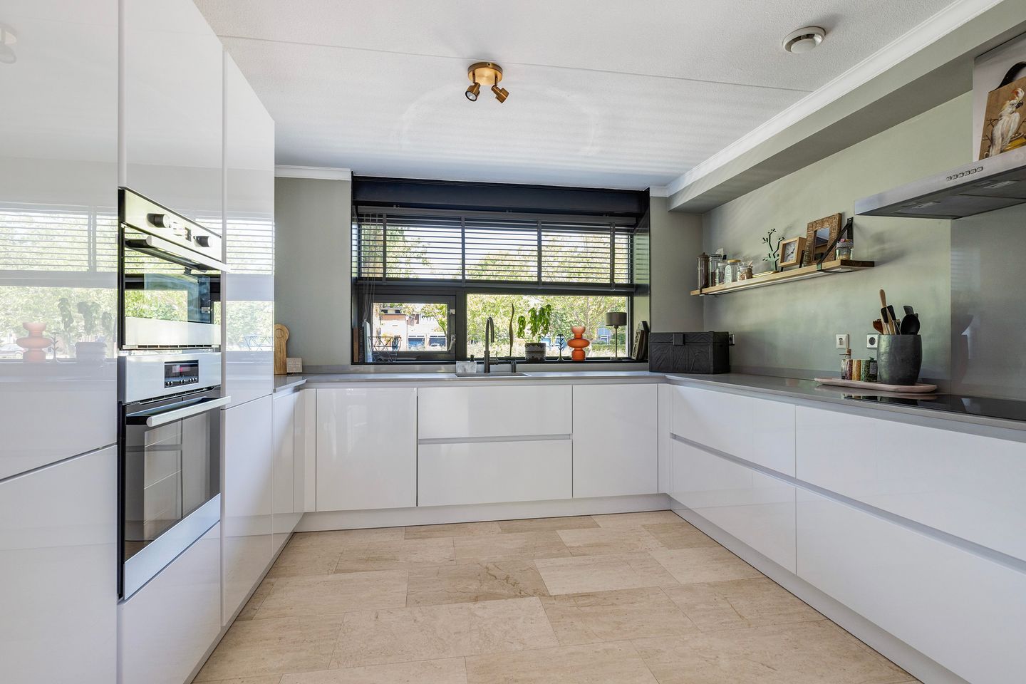 Foto 10 van Meerwedesingel 15