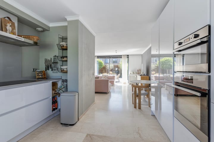 Foto 12 van Meerwedesingel 15