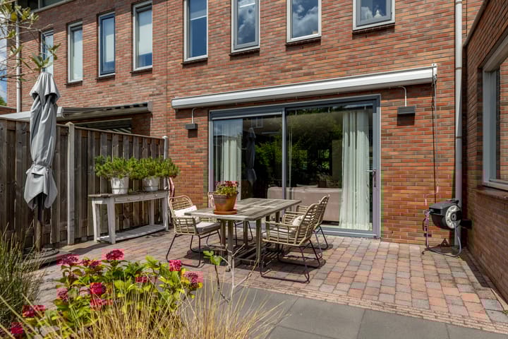 Foto 34 van Meerwedesingel 15