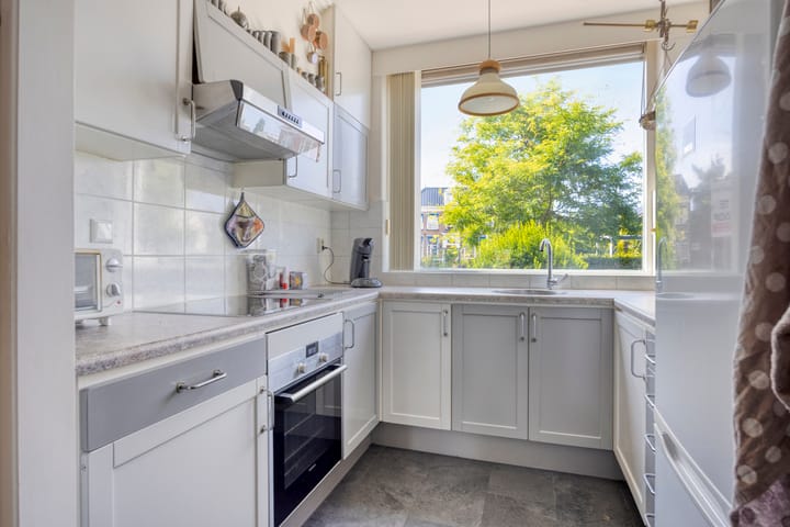 Foto 10 van Weeresteinstraat 46