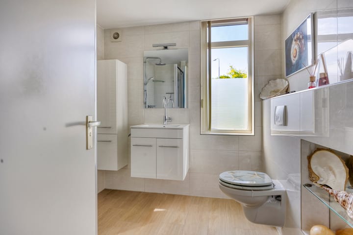 Foto 12 van Weeresteinstraat 46