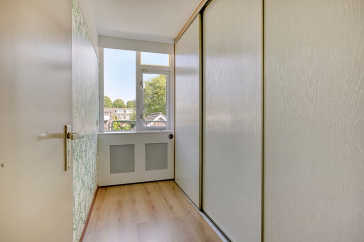 Foto 17 van Weeresteinstraat 46