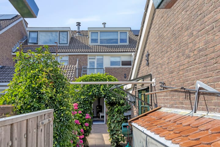 Foto 23 van Weeresteinstraat 46