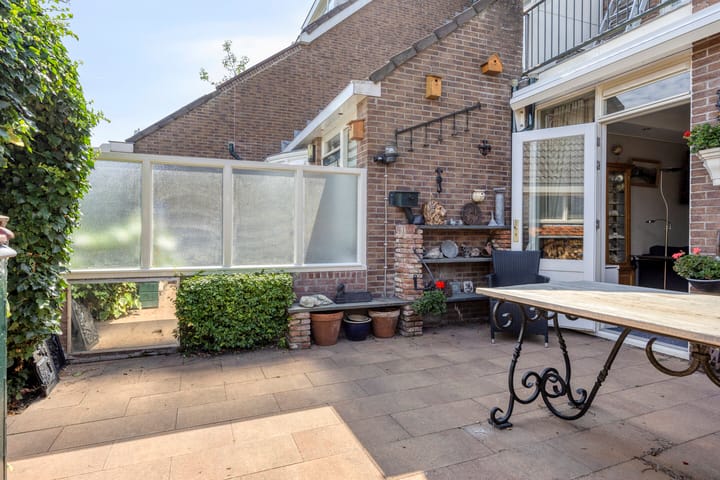 Foto 25 van Weeresteinstraat 46