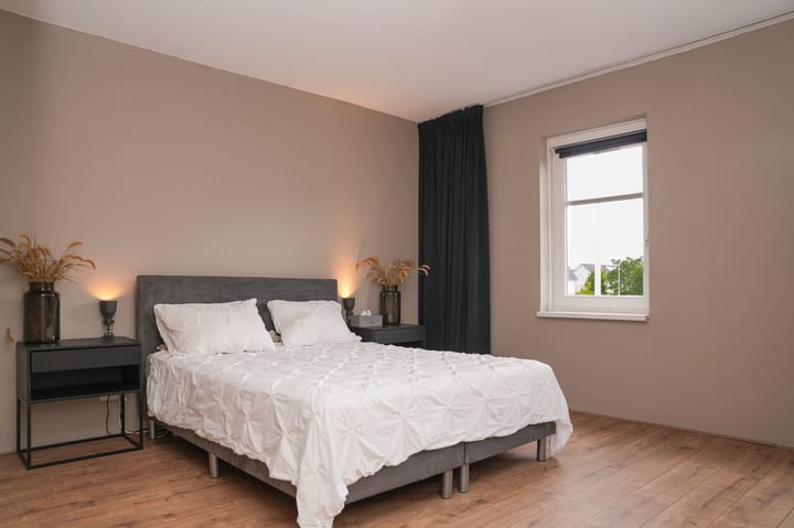 Foto 17 van J W Stamstraat 8