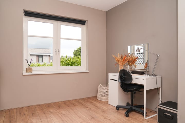 Foto 25 van J W Stamstraat 8