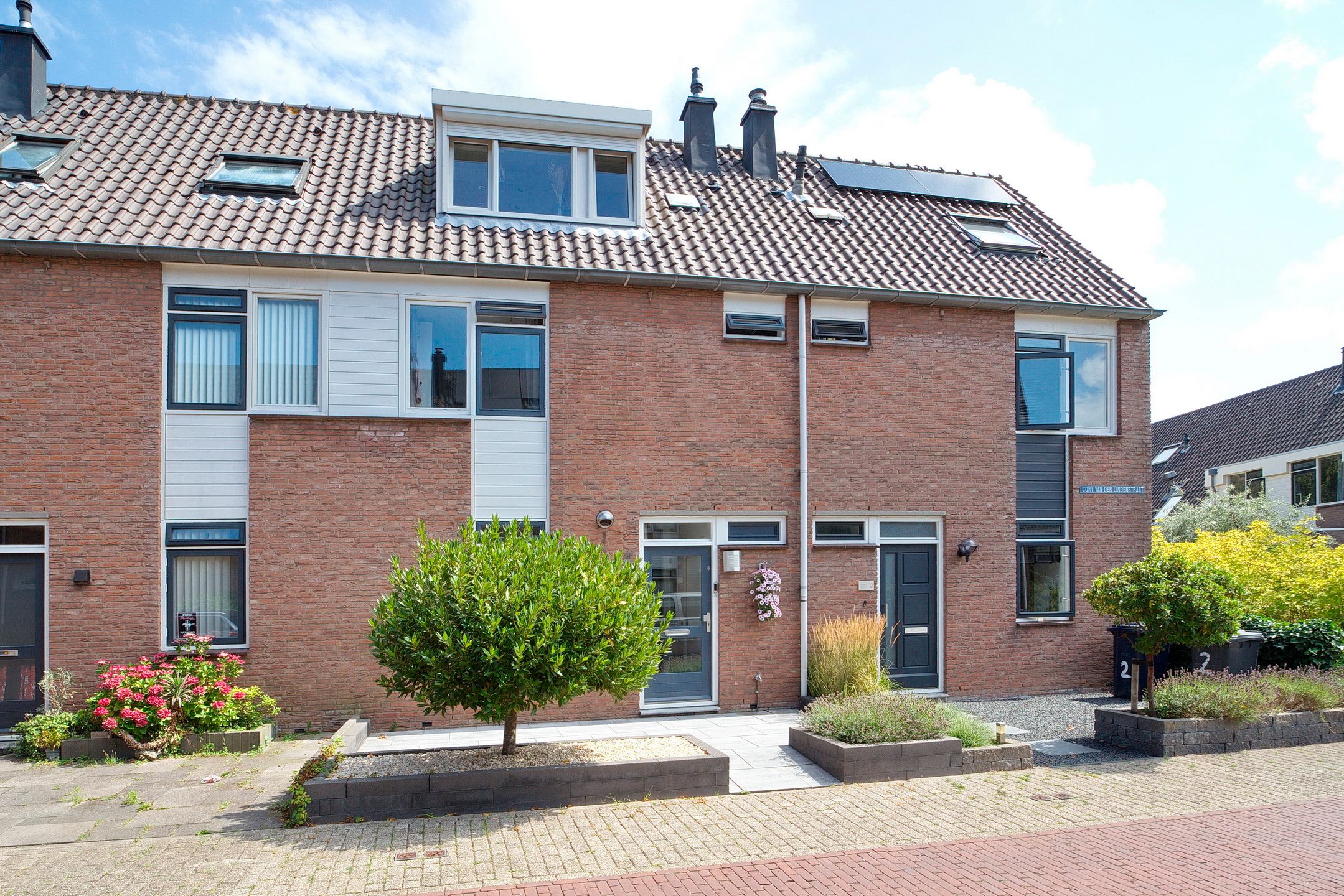 Cort van der Lindenstraat 4