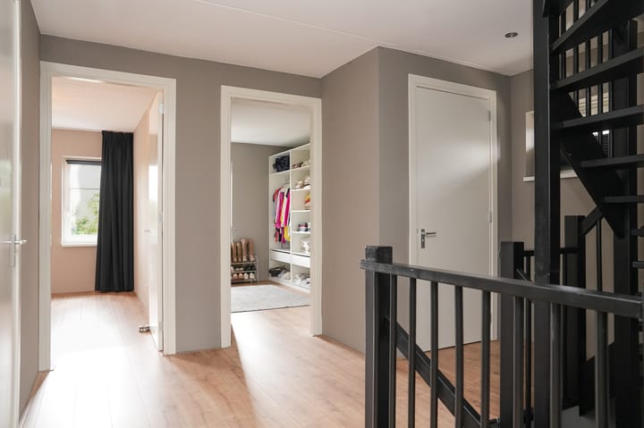 Foto 27 van J W Stamstraat 8