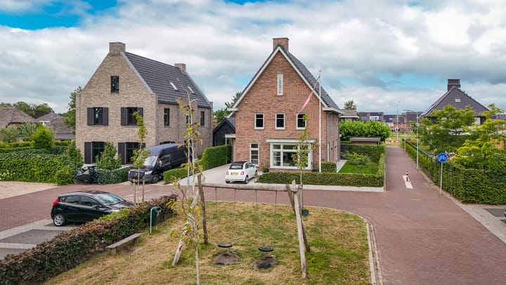 Foto 39 van J W Stamstraat 8