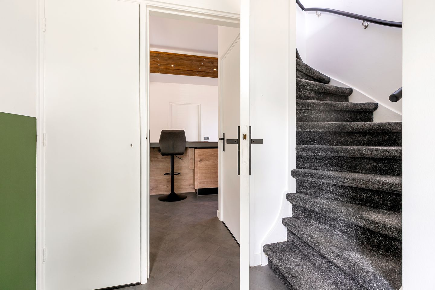 Foto 10 van Hofstraat 4