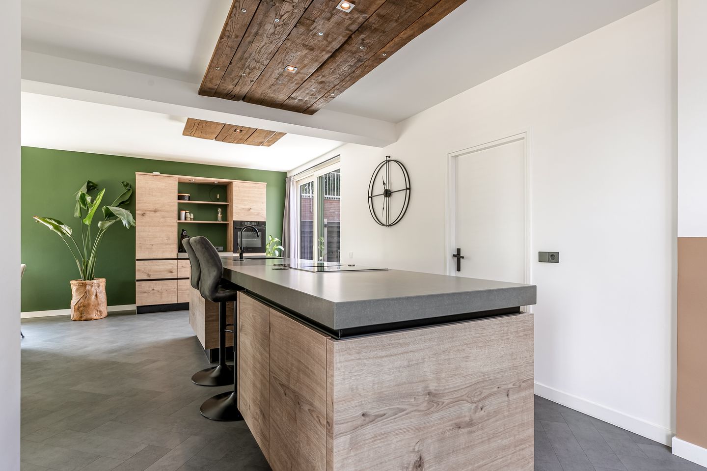 Foto 29 van Hofstraat 4