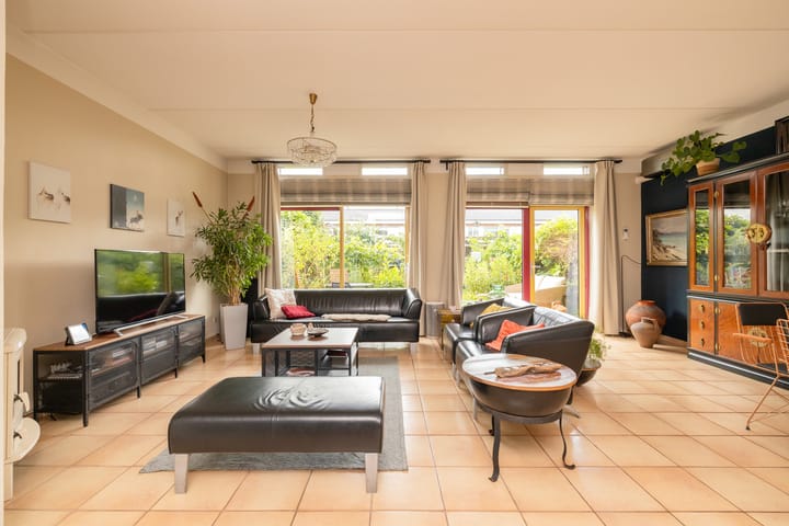 Foto 16 van Vrouwenmantel 81