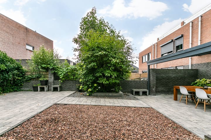 Foto 35 van St. Jansstraat 61