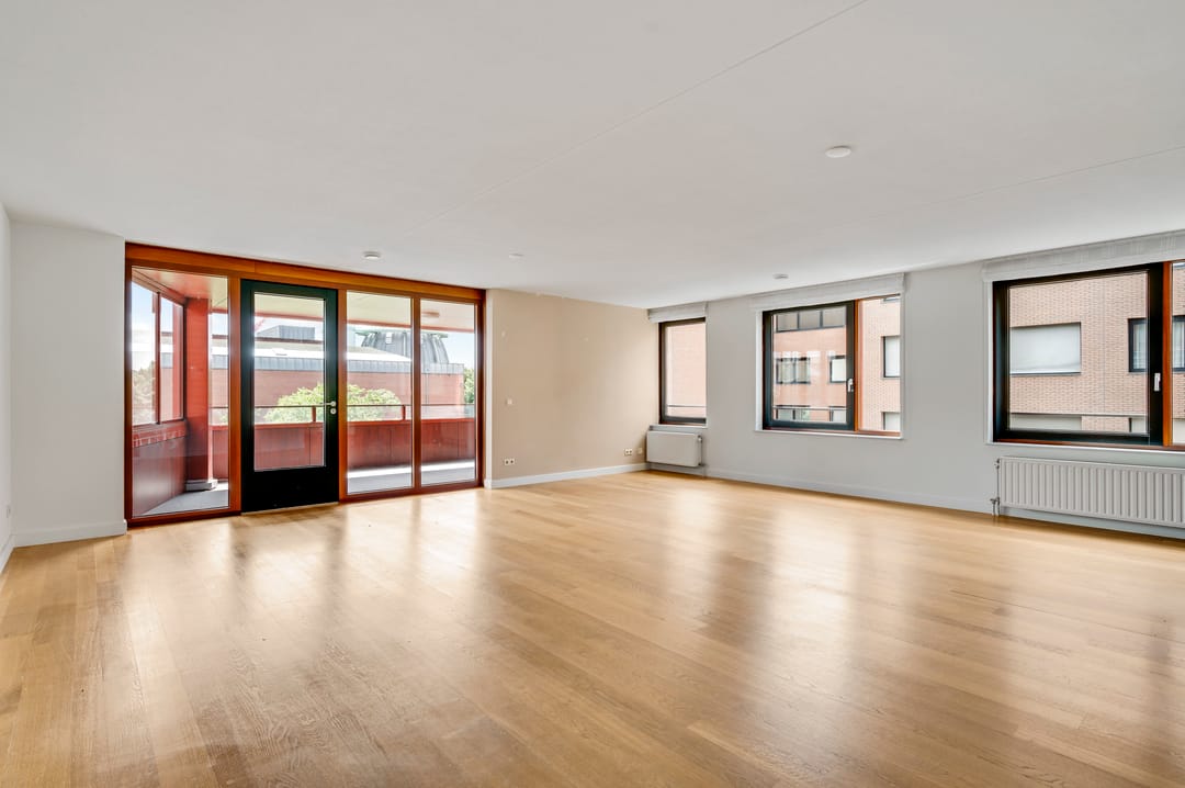 Foto 2 van Bellefroidlunet 55-E