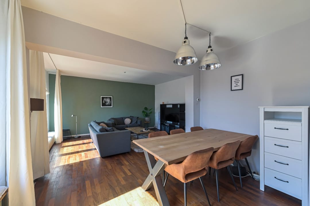 Photo 11 of Nassaustraat 27