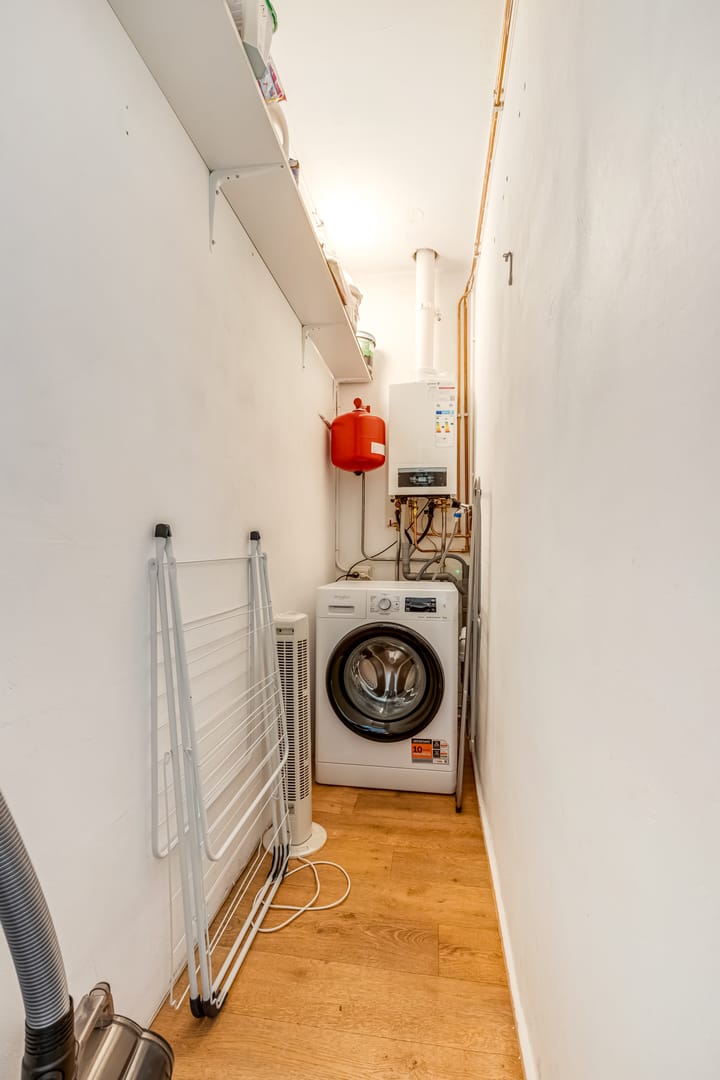 Photo 21 of Anna van Burenlaan 208