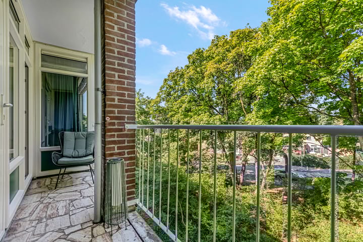 Photo 23 of Anna van Burenlaan 208