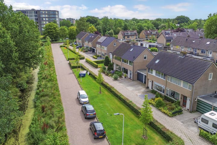 Foto 3 van Verdeniusstraat 17