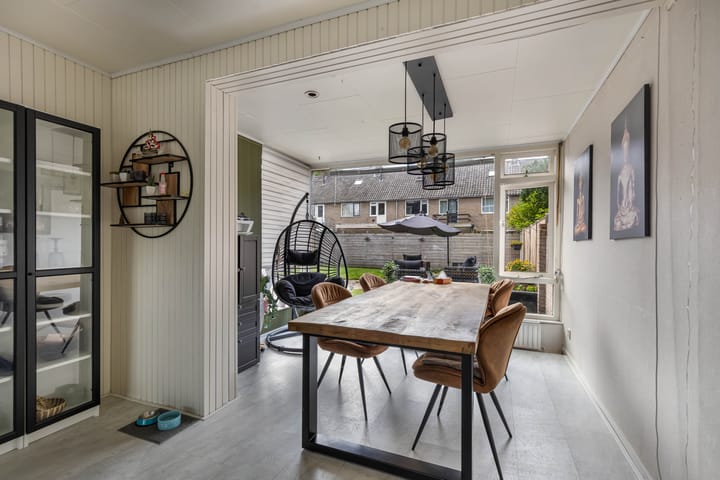 Foto 8 van Verdeniusstraat 17