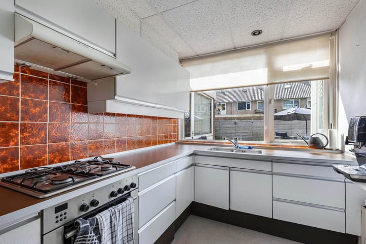 Foto 10 van Verdeniusstraat 17