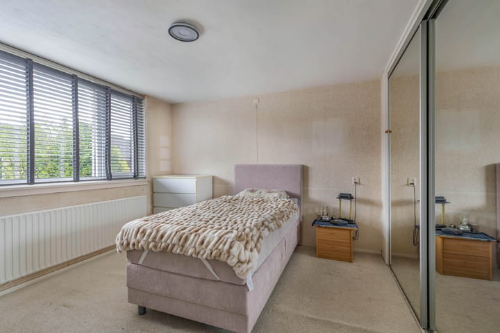 Foto 15 van Verdeniusstraat 17