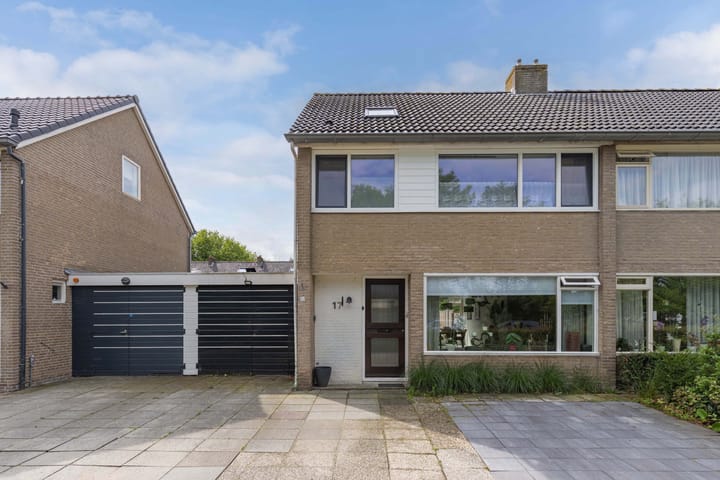 Foto 30 van Verdeniusstraat 17