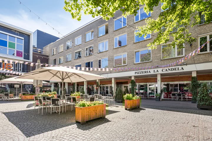 Foto 7 van Boulevard 1945 294