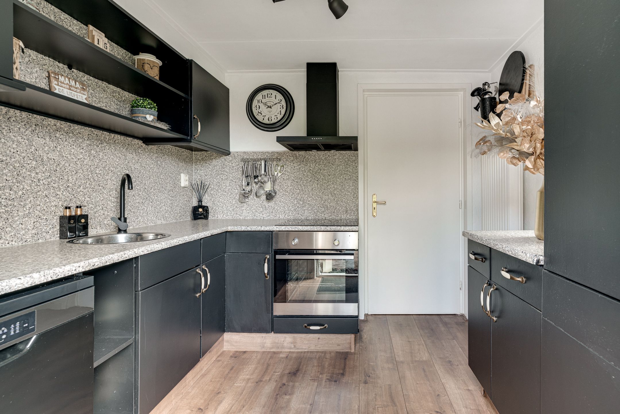 Foto 21 van Erdwal 16