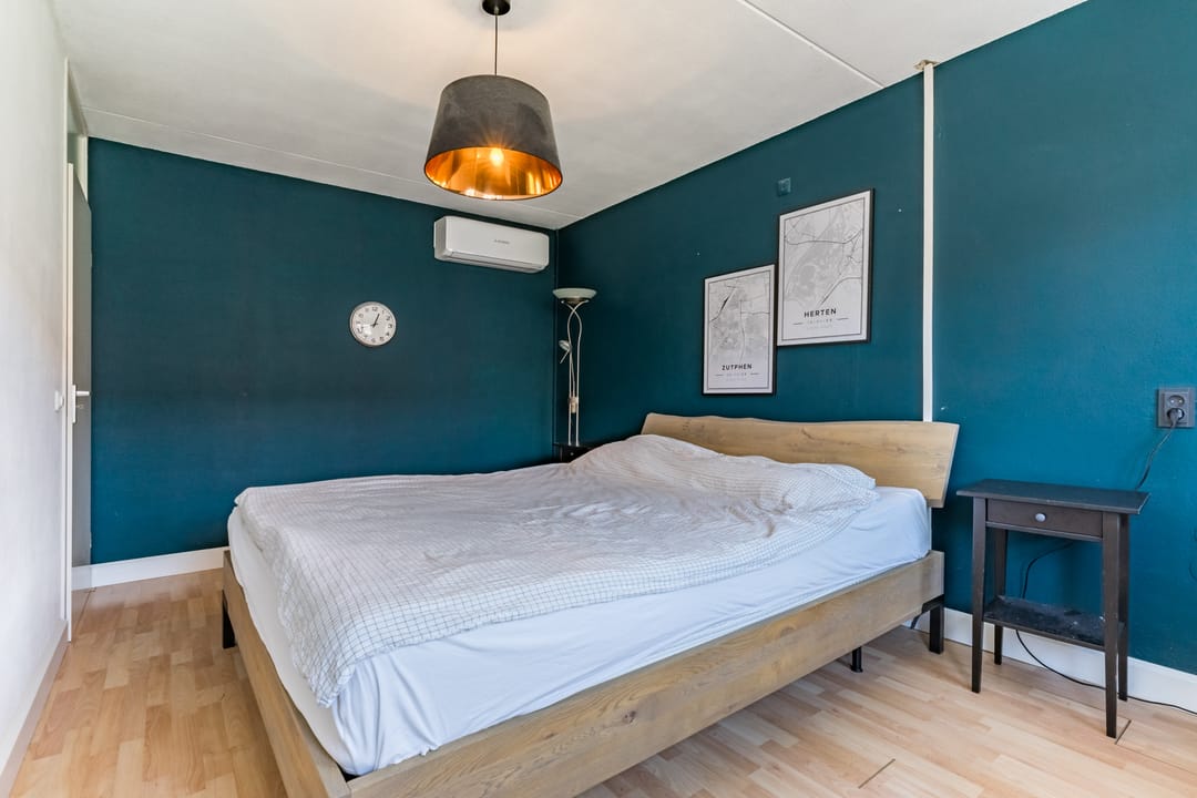 Foto 26 van Iepenstraat 4