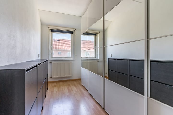 Foto 29 van Iepenstraat 4