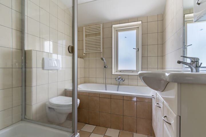 Foto 32 van Iepenstraat 4