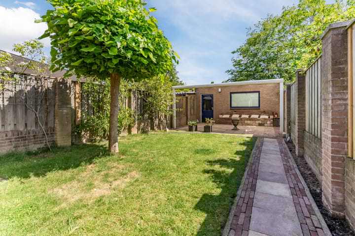 Foto 41 van Iepenstraat 4