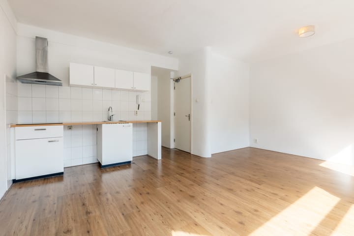 Photo 4 of Narcissenstraat 115-C