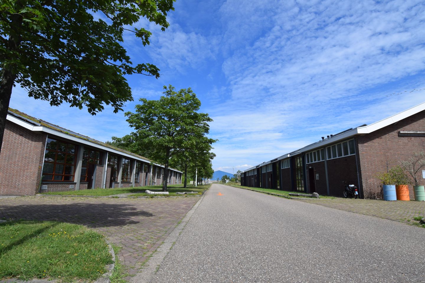 Bekijk foto 2 van Marinevliegkamp 326-F