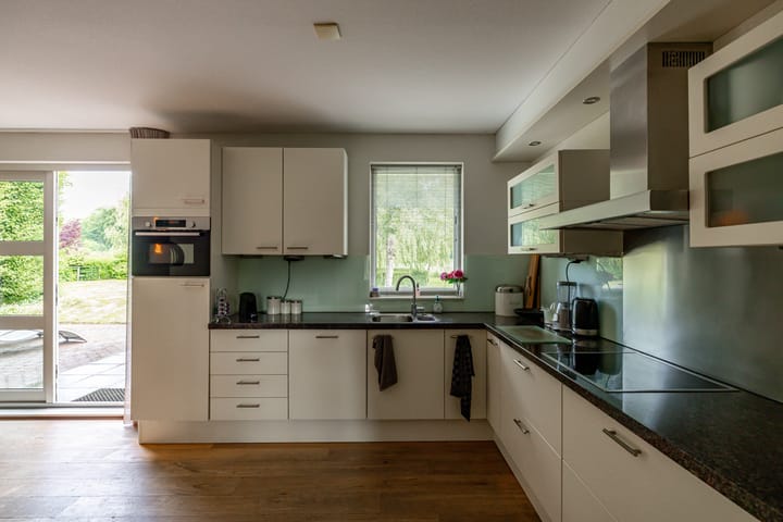 Foto 13 van Woldjerspoorweg 47