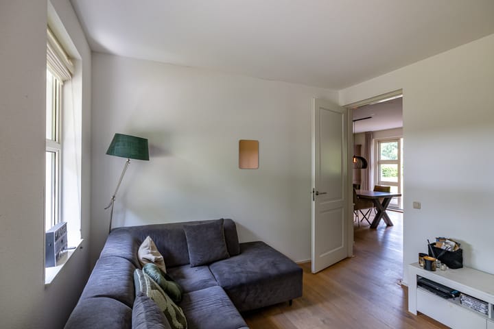 Foto 15 van Woldjerspoorweg 47