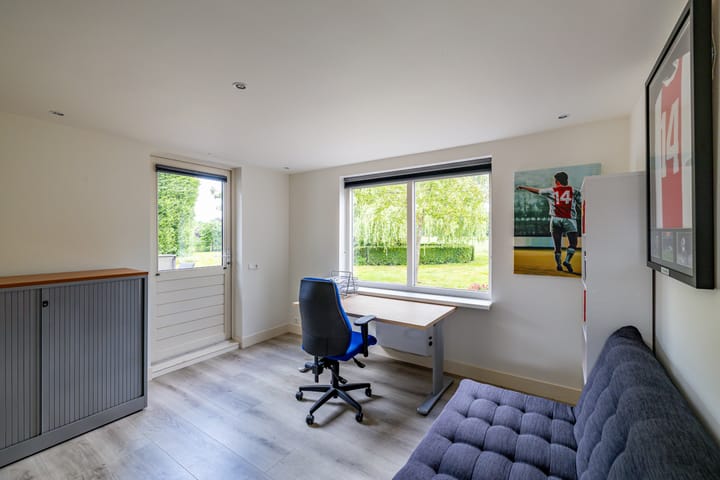 Foto 19 van Woldjerspoorweg 47