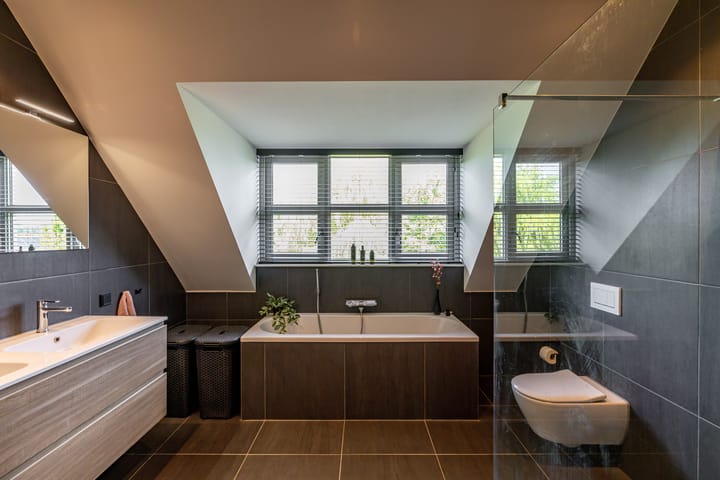 Foto 31 van Woldjerspoorweg 47