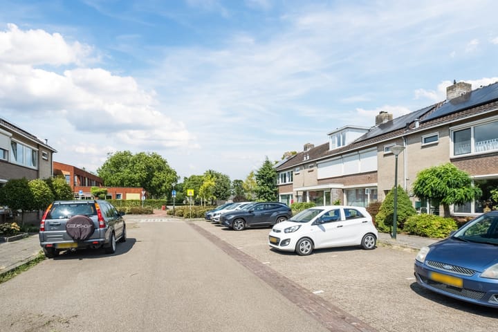 Foto 31 van Vespuccistraat 13