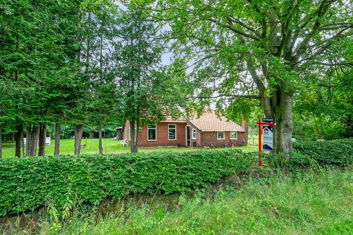 Foto 29 van Lugtenbergerweg 10