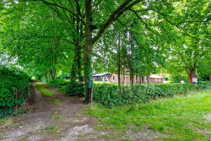 Foto 33 van Lugtenbergerweg 10