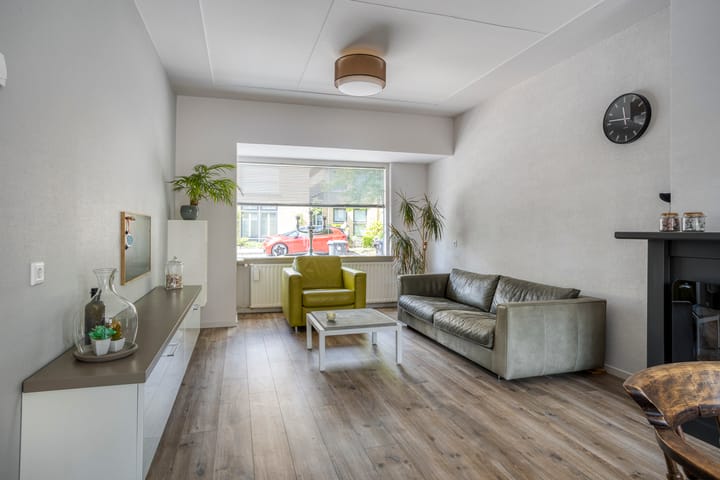 Foto 2 van Anjelierstraat 44