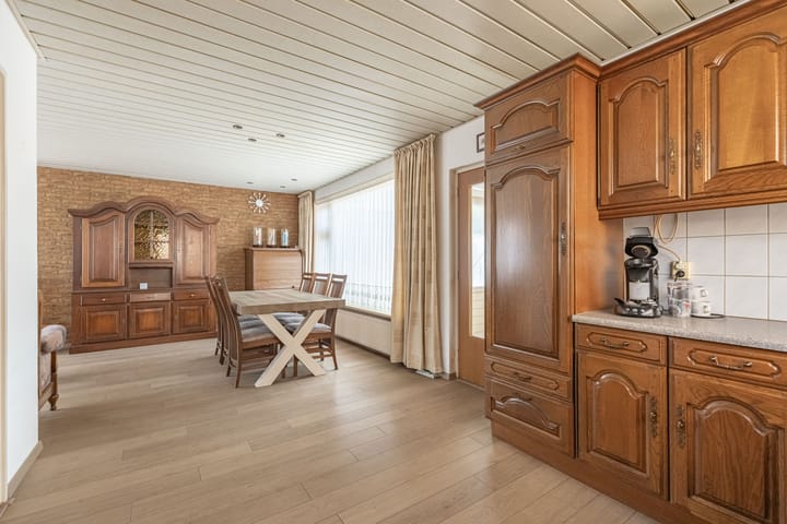 Foto 13 van Julianastraat 9