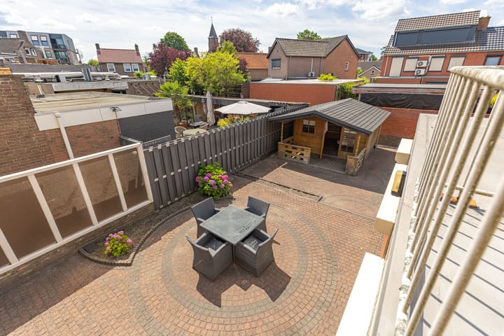 Foto 36 van Julianastraat 9