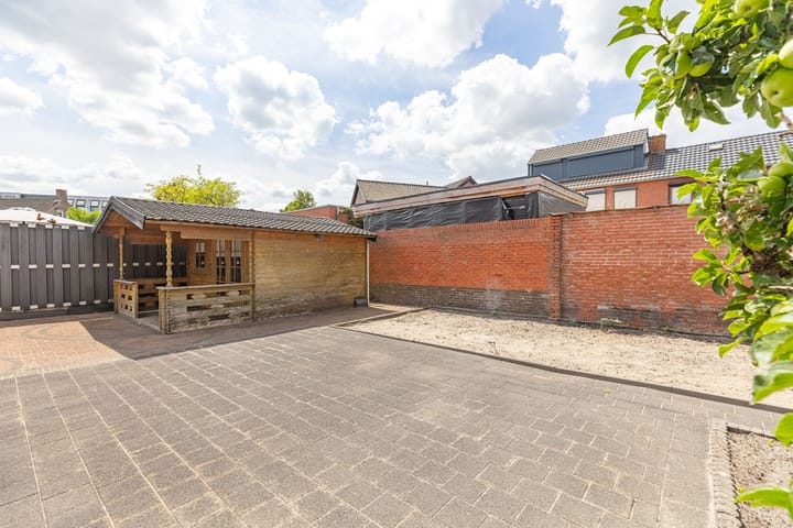 Foto 41 van Julianastraat 9