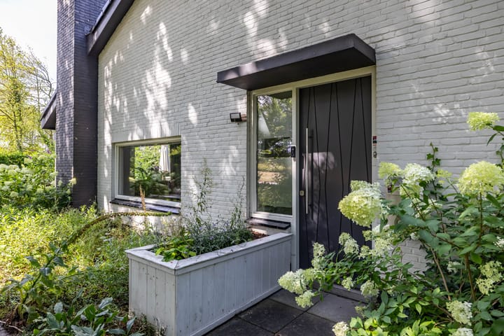 Foto 8 van Parallelweg 63